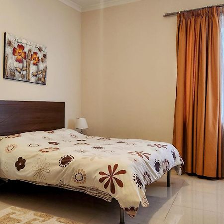 Riviera Holiday Apartments - Seafront - Wifi Marsaskala Luaran gambar