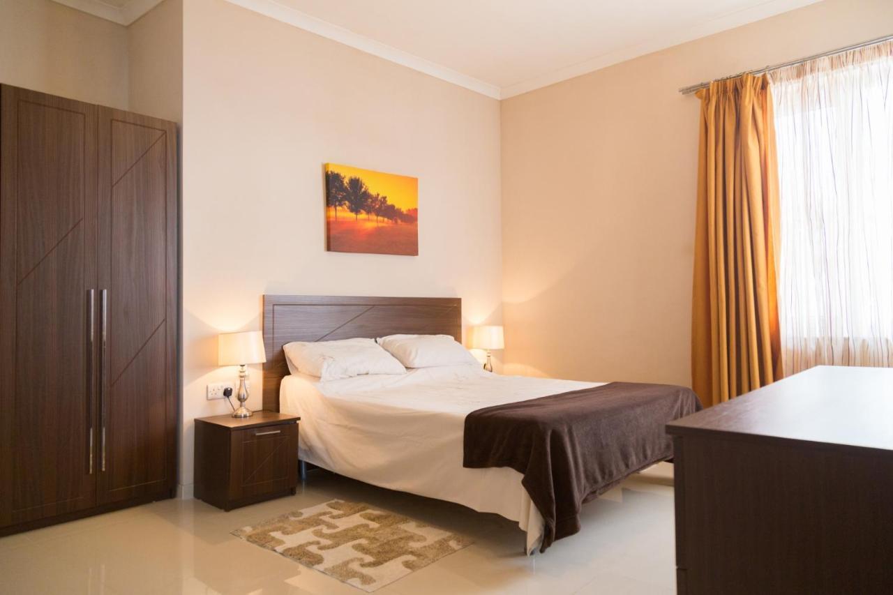 Riviera Holiday Apartments - Seafront - Wifi Marsaskala Luaran gambar