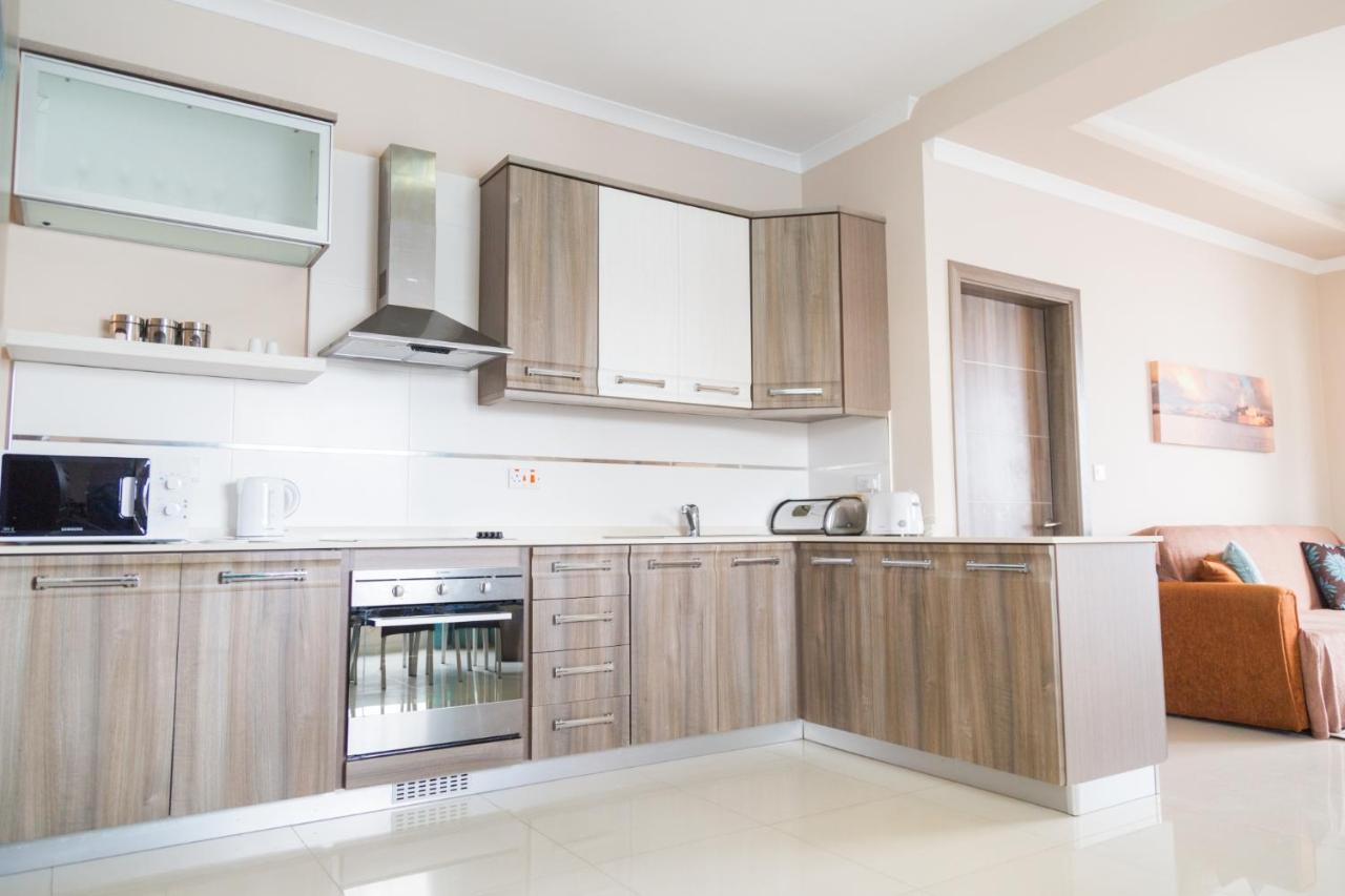 Riviera Holiday Apartments - Seafront - Wifi Marsaskala Luaran gambar