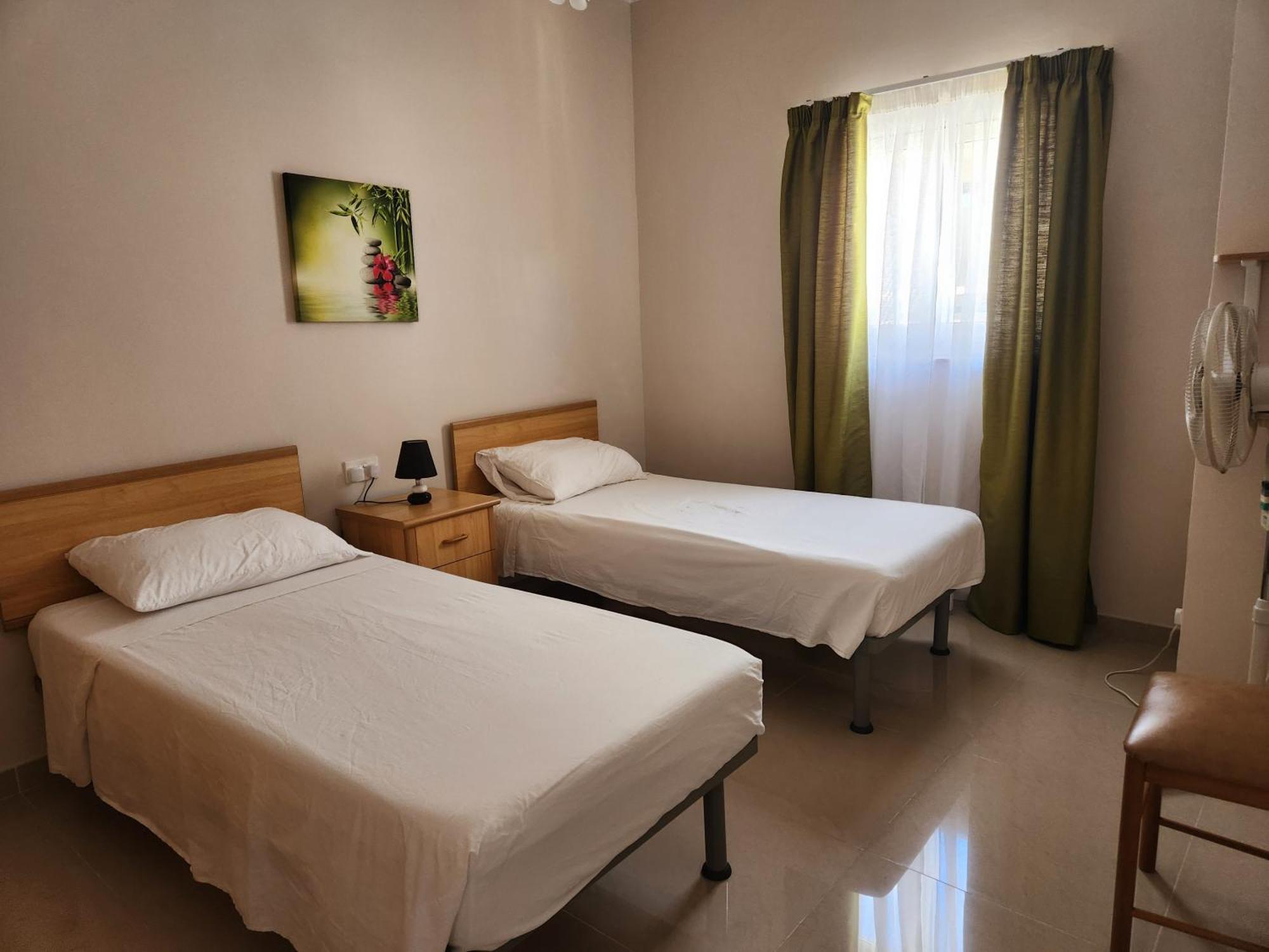 Riviera Holiday Apartments - Seafront - Wifi Marsaskala Luaran gambar