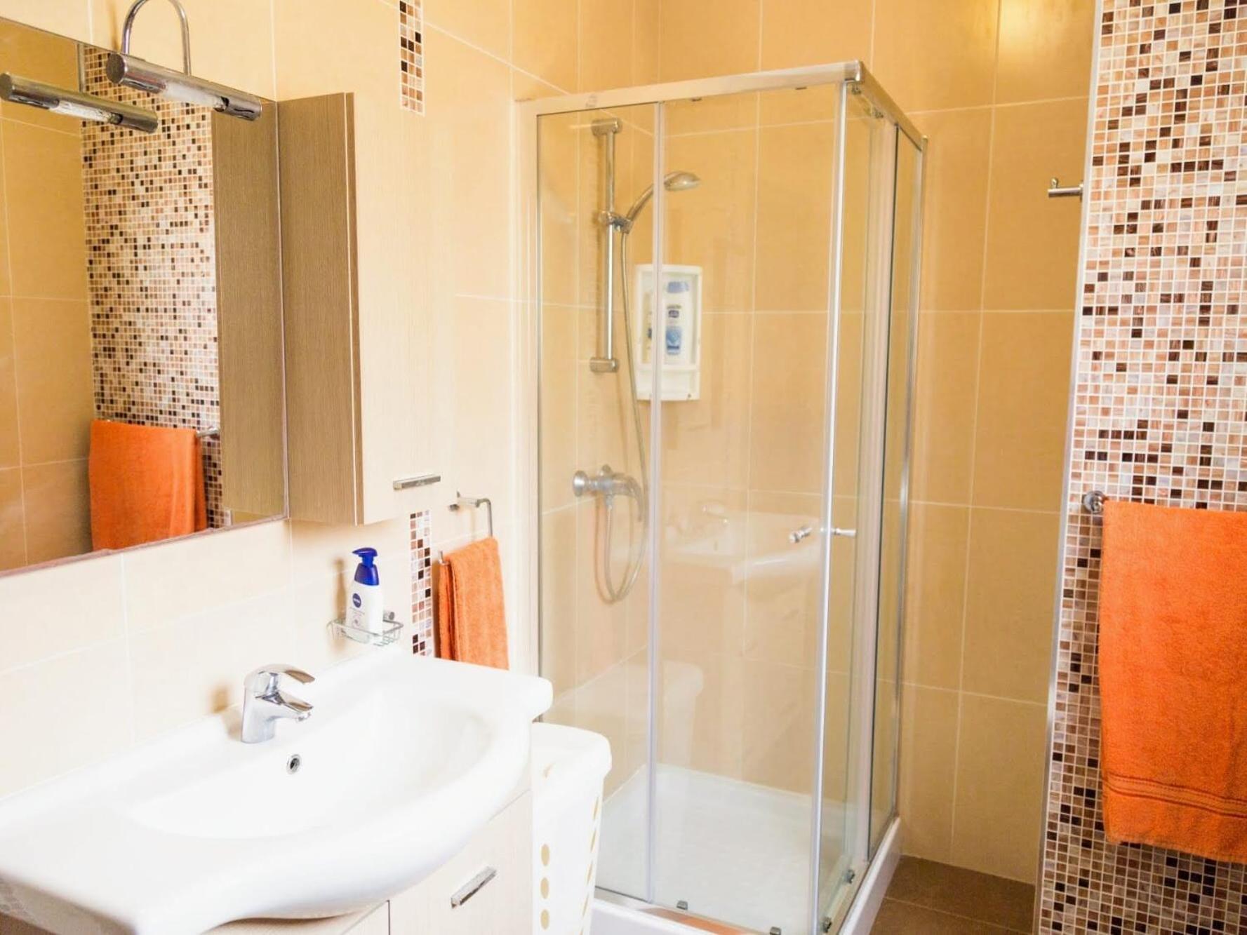 Riviera Holiday Apartments - Seafront - Wifi Marsaskala Bilik gambar