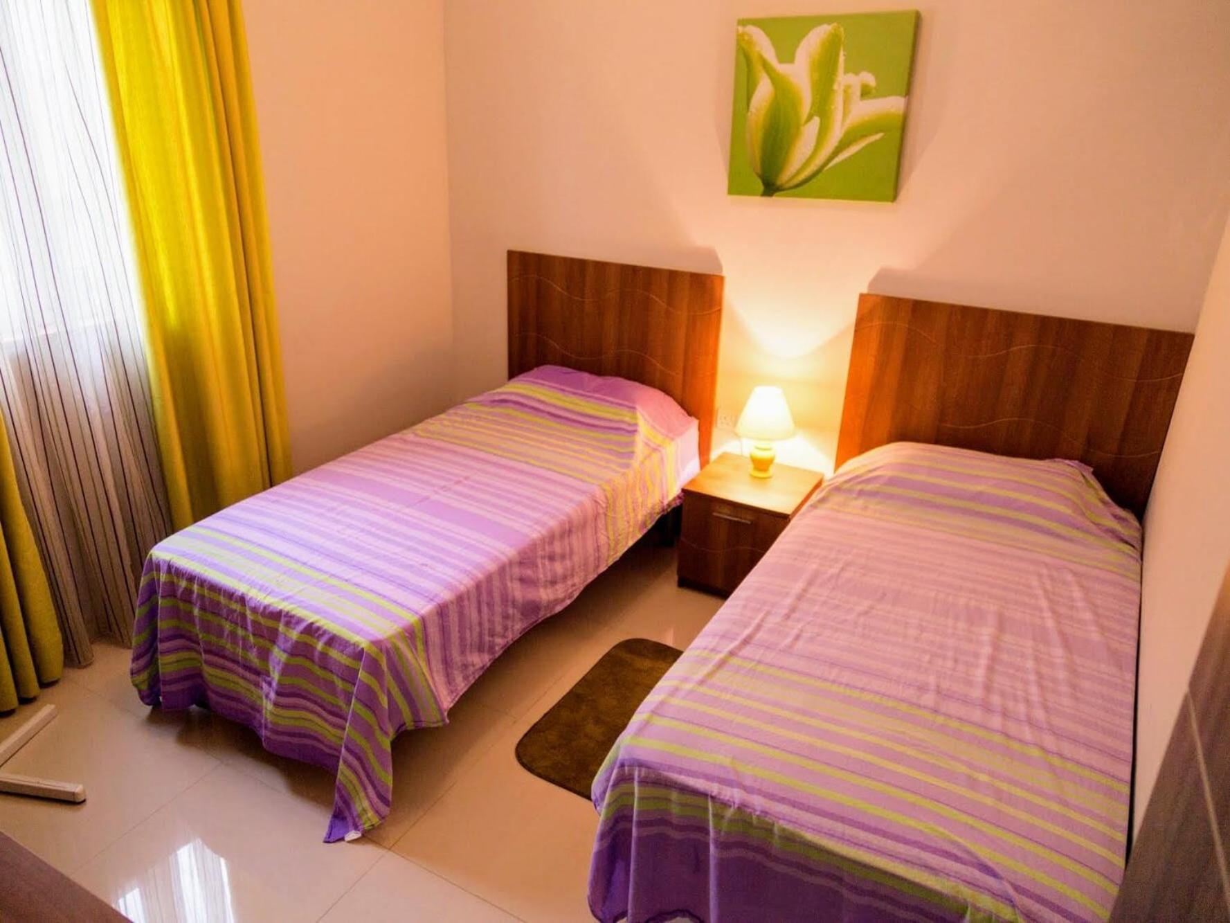 Riviera Holiday Apartments - Seafront - Wifi Marsaskala Bilik gambar