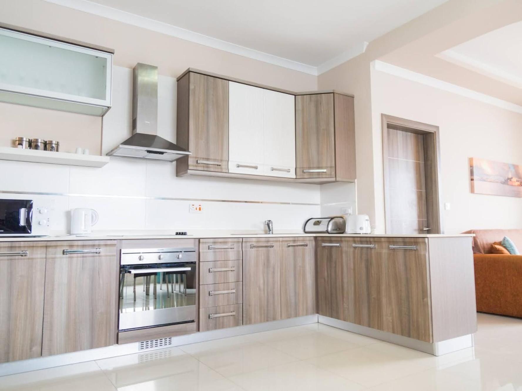 Riviera Holiday Apartments - Seafront - Wifi Marsaskala Bilik gambar